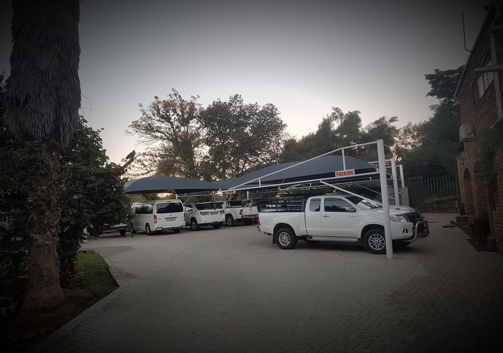 Gemstone Guest House Klerksdorp Exterior foto